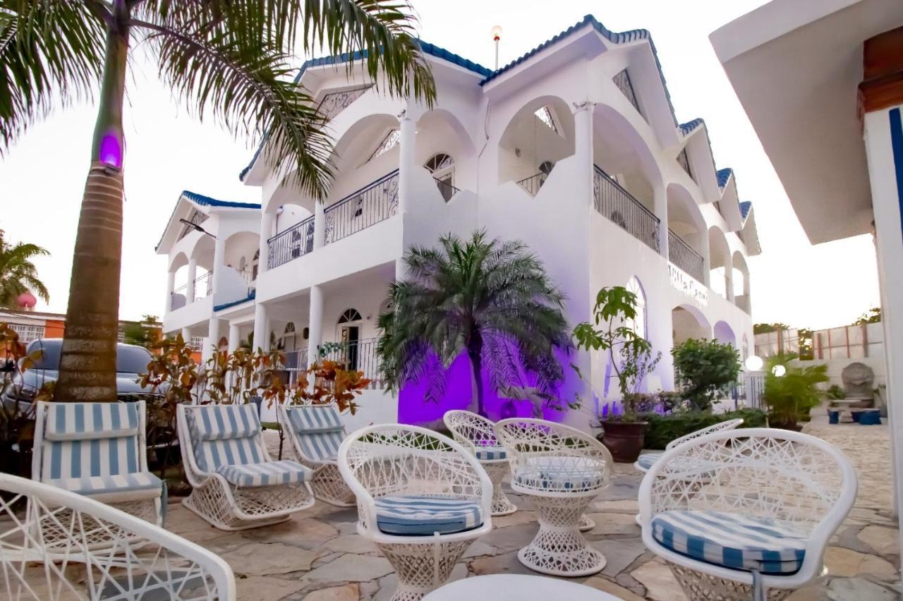 בוקה צ'יקה Hotel Villa Capri מראה חיצוני תמונה