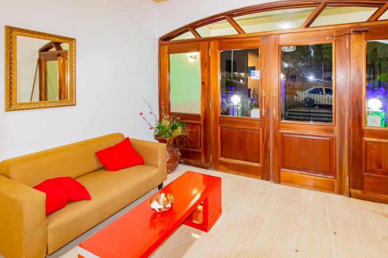 בוקה צ'יקה Hotel Villa Capri מראה חיצוני תמונה