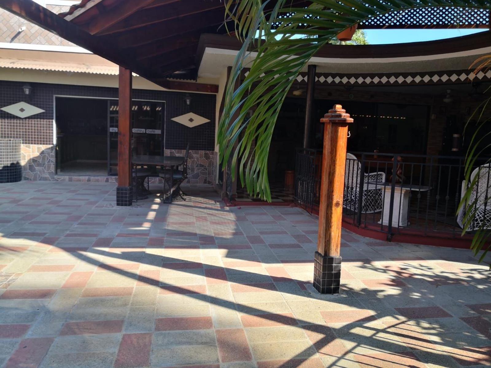 בוקה צ'יקה Hotel Villa Capri מראה חיצוני תמונה