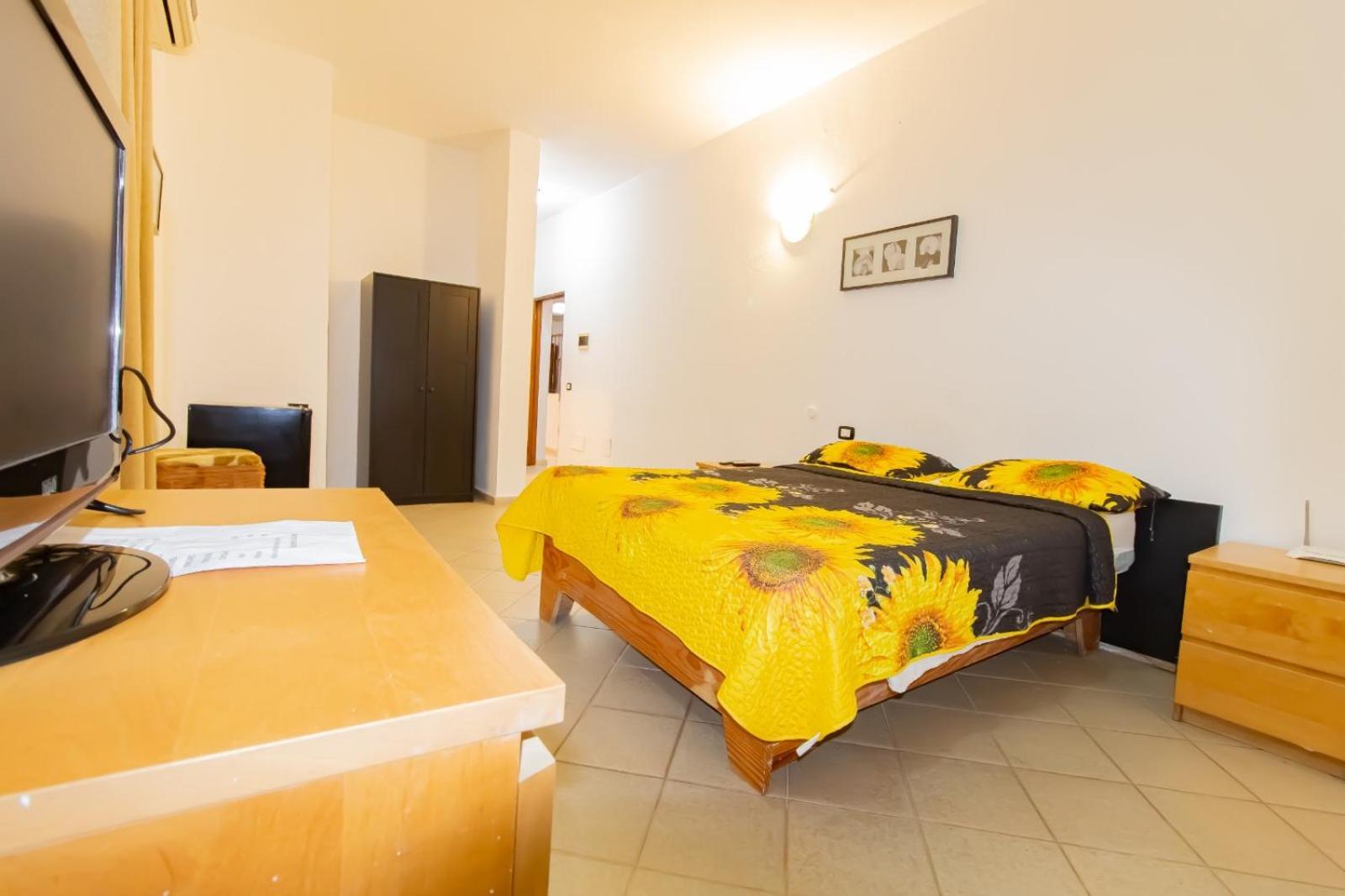 בוקה צ'יקה Hotel Villa Capri מראה חיצוני תמונה